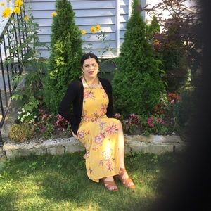 Meet your Posher, Mayra